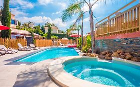 Hôtel et Appart Hôtel Les Flots Bleus